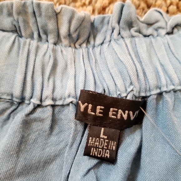 cute top - Picture 3 of 4